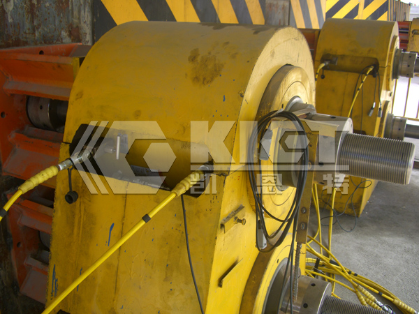 Tensioning Hydraulic Jacks for Pre-stressing Steel Strands in Precast Box Girders