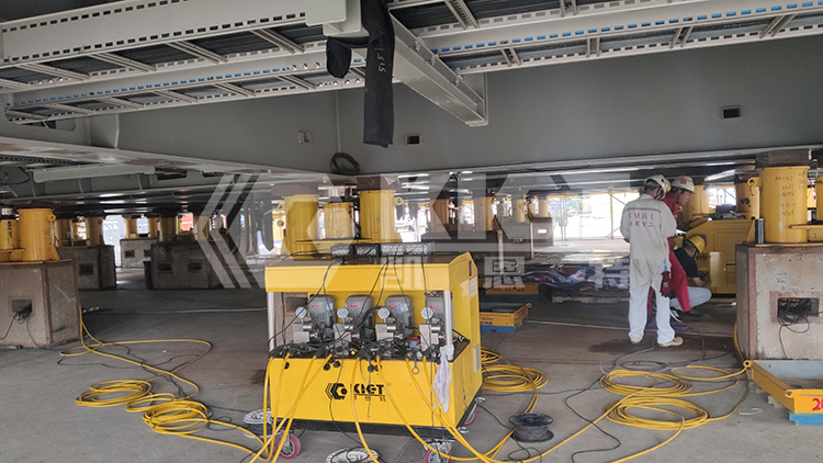 PLC synchronous weighing system