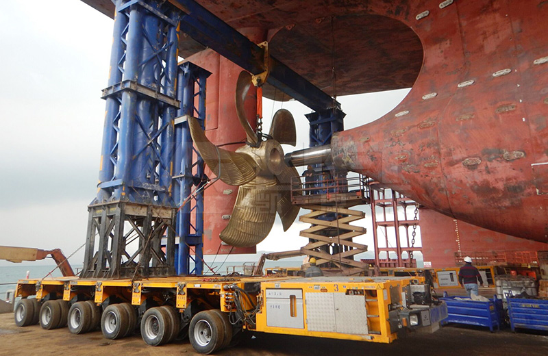 SPMT For Relocating And Positioning Ship Propellers