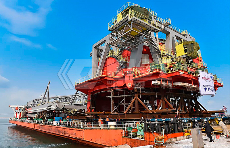 SPMT For Shipping A 5000-Ton Heavy-Duty Slewing Crane