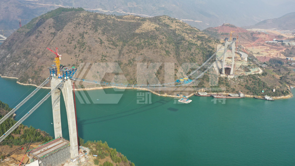 Bridge girder hoisting site