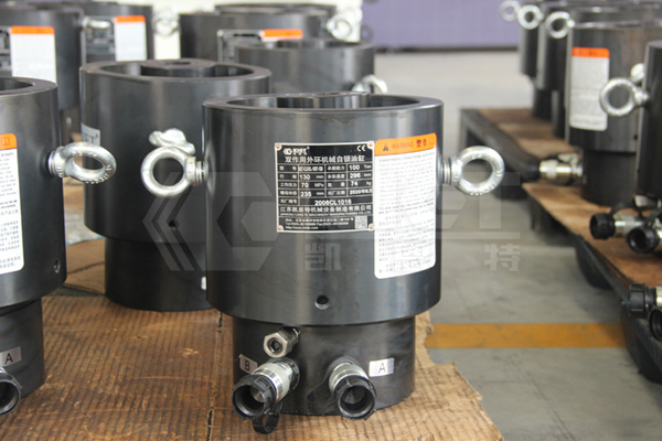 200 ton double-acting outer ring mechanical self-locking oil cylinder