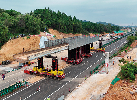 Step-lifting System with SPMT modules demolished old bridge on Jinggang'ao Expressway (Hengdong, Hunan)