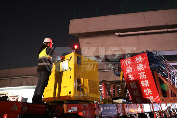 The walking intelligent jacking hydraulic system is ready to be put in place