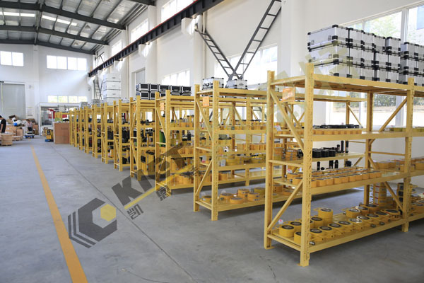 hydraulic jacks