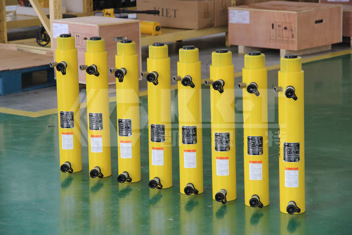 Double-acting hydraulic cylinder
