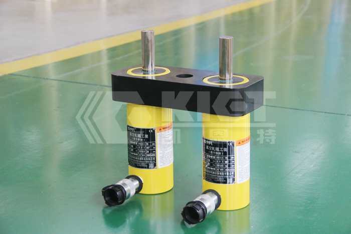 Vacuum roll fixture (for disassembly)