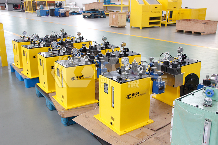 Rigid fire isolation curtain drive damping supporting pumping station