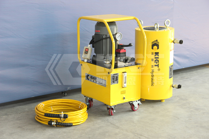 400T high tonnage hydraulic cylinder is equipped with 2.2KW electric hydraulic pump